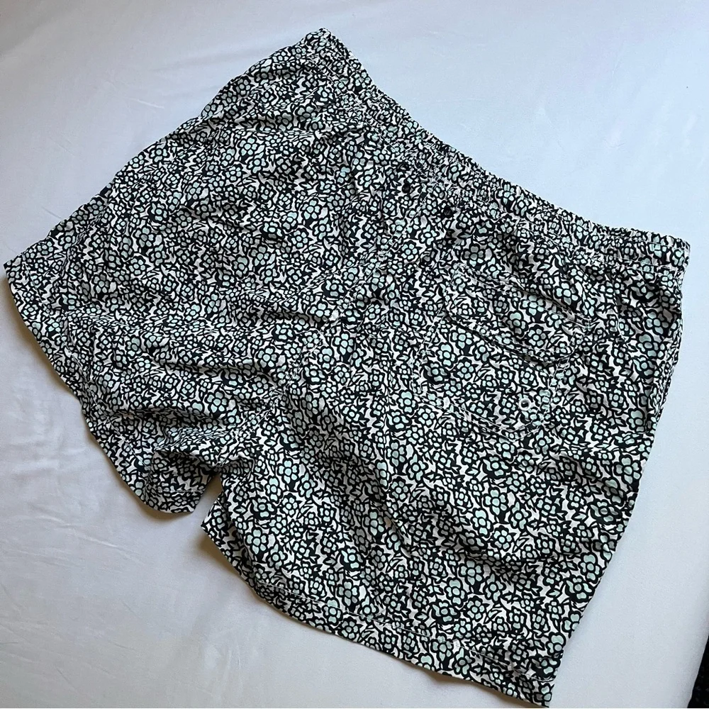 SOLID & STRIPED men’s white green‎ floral print swim trunks shorts